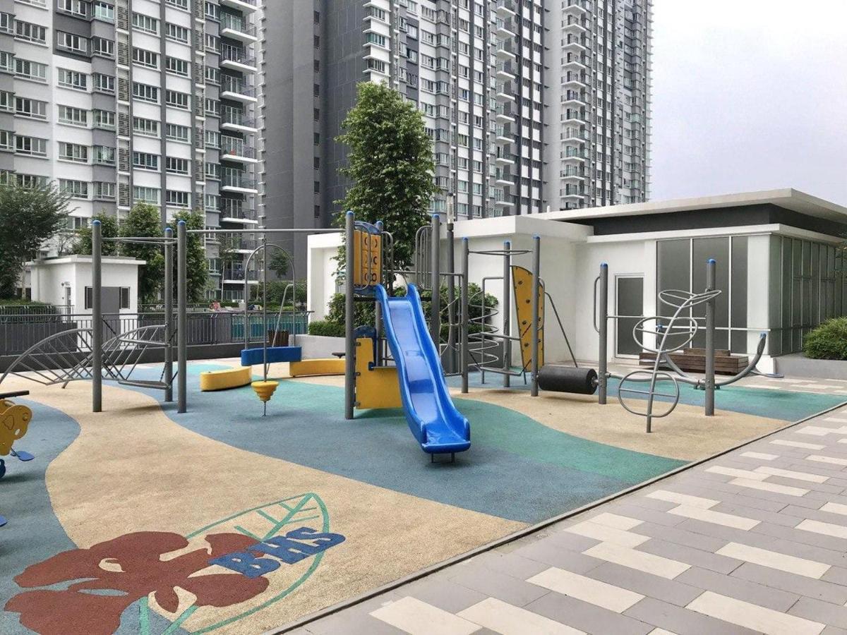 Qaisara D'Savanna Homestay@Southville City Bangi Ngoại thất bức ảnh