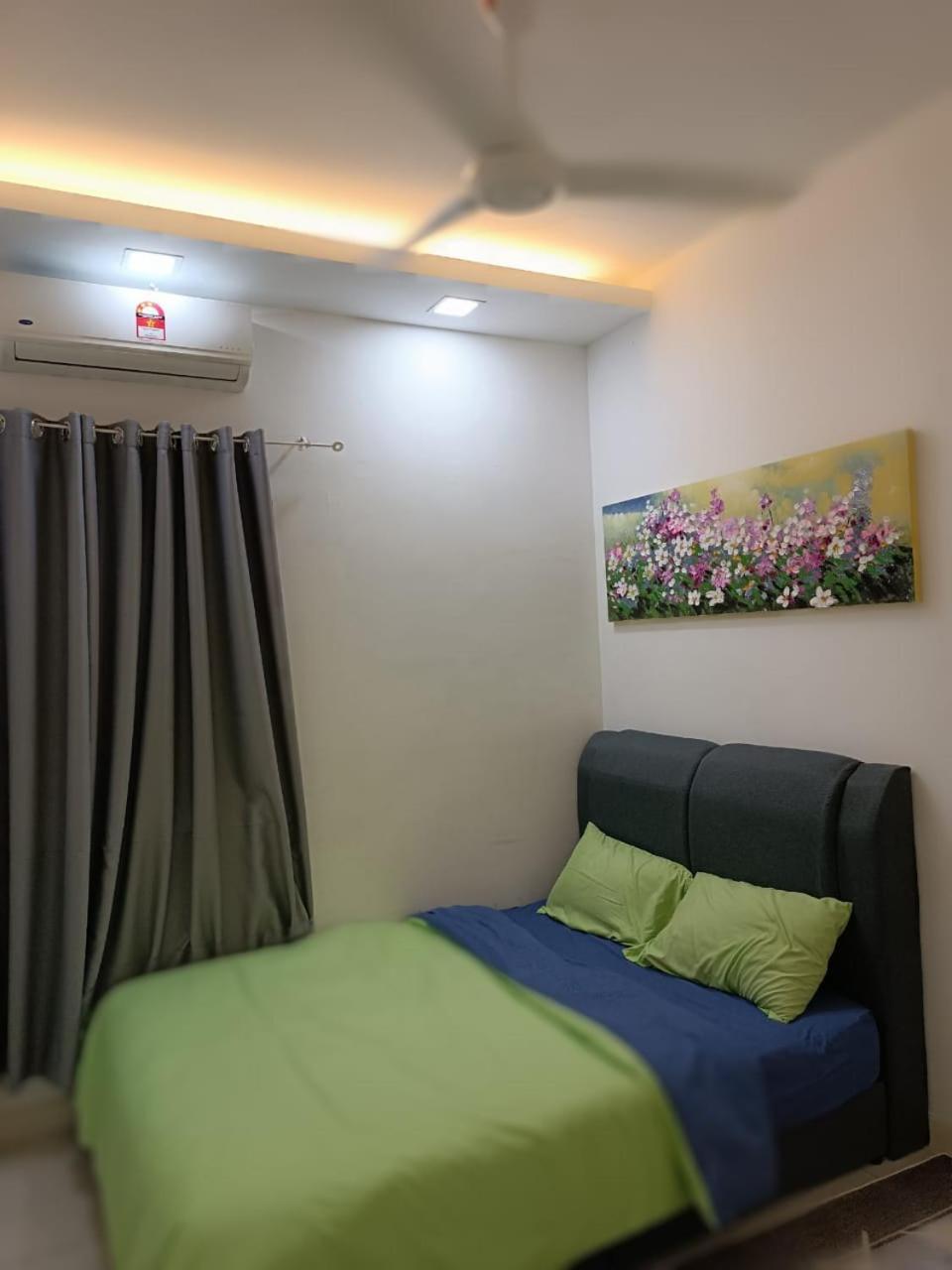 Qaisara D'Savanna Homestay@Southville City Bangi Ngoại thất bức ảnh